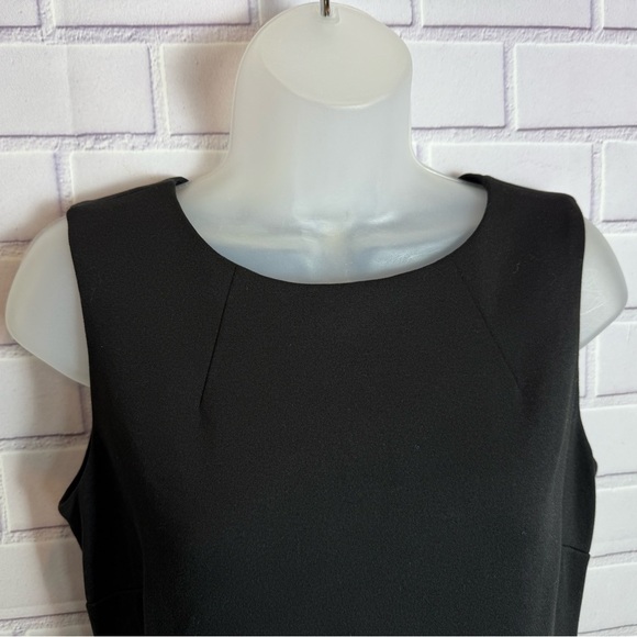 Tommy Hilfiger Black - white Sleeveless Shift Classic  Dress - Size 4 - Picture 3 of 10